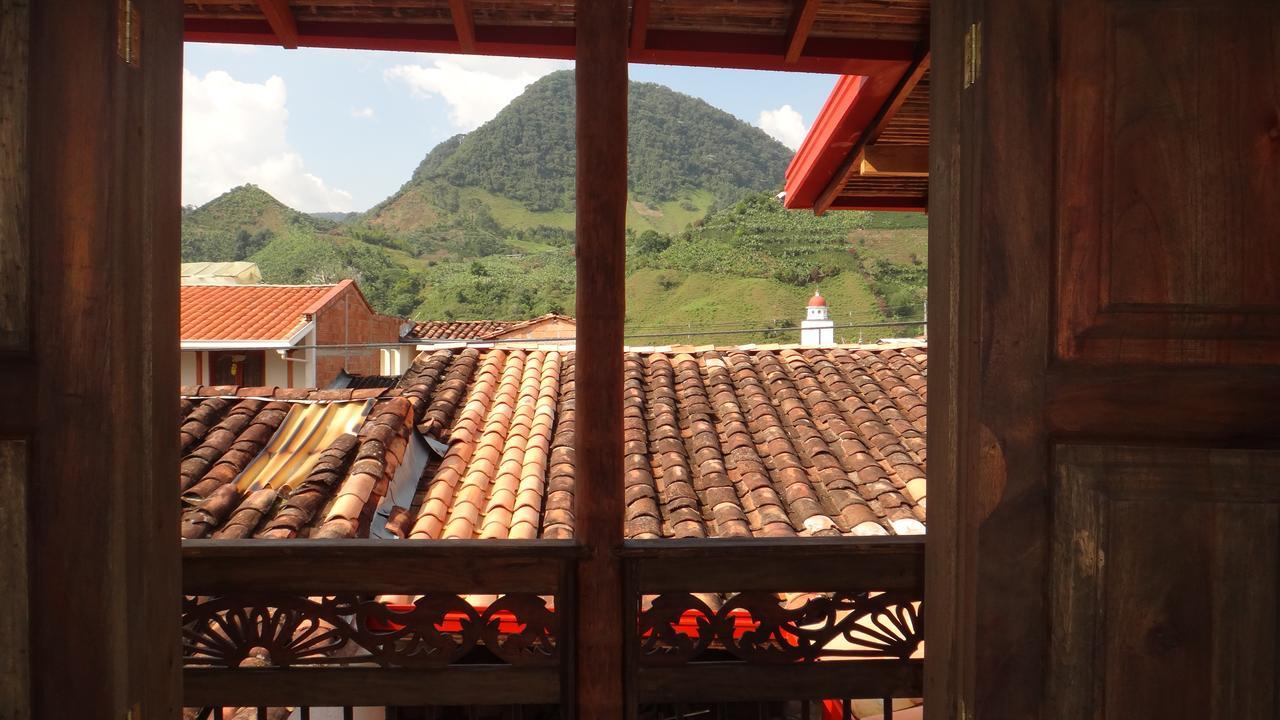 Sergeant Pepper'S Hostel Jardín Exterior foto