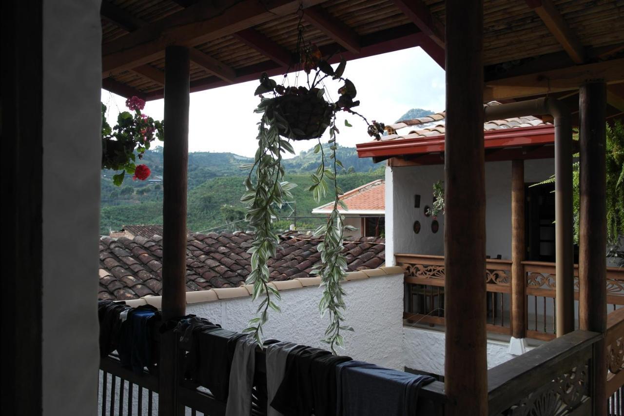 Sergeant Pepper'S Hostel Jardín Exterior foto