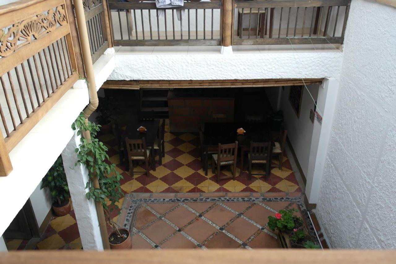 Sergeant Pepper'S Hostel Jardín Exterior foto